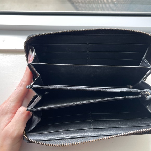 Gucci wallet - Picture 3 of 4